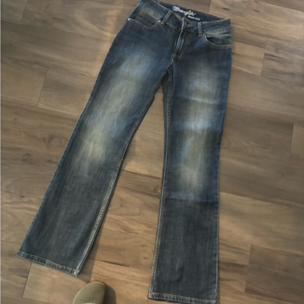 Women's Wrangler Blue Jeans